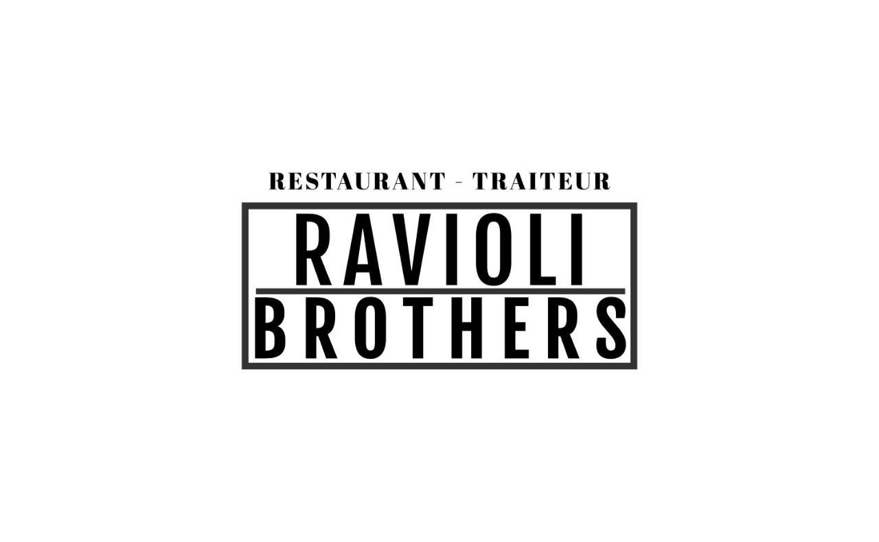 Boutique Hotel Ravioli Brothers Хага Екстериор снимка
